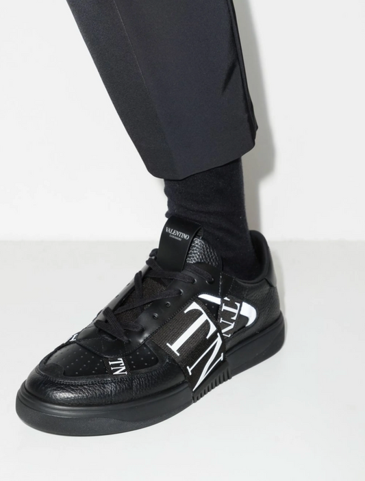 VALENTINO GARAVANI VL7N BLACK